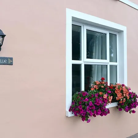Ferienhaus Drumville House Self Catering *