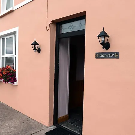 Drumville House Self Catering * 캐슬마인