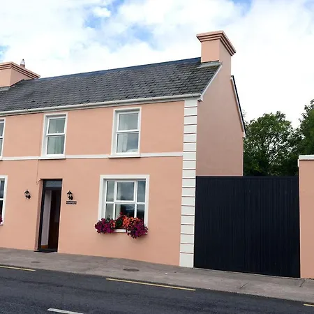 Drumville House Self Catering * 캐슬마인